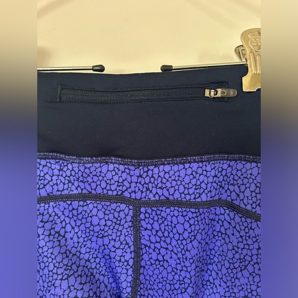 Cropped Nike Dri-Fit Leggings - Picture 9 of 9